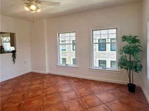 2121 James M Wood Boulevard 224, Los Angeles CA 90006