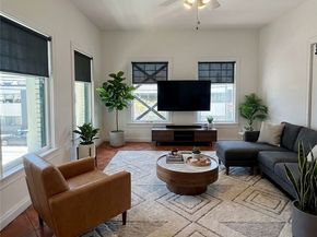 2121 James M Wood Boulevard 224, Los Angeles CA 90006