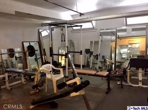 2121 James M Wood Boulevard 224, Los Angeles CA 90006