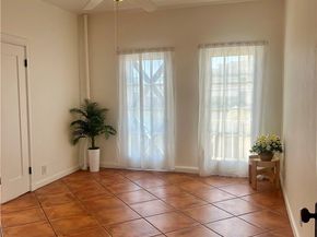 2121 James M Wood Boulevard 224, Los Angeles CA 90006