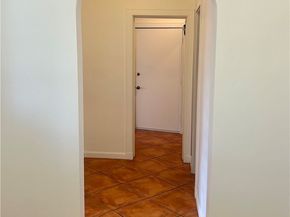 2121 James M Wood Boulevard 224, Los Angeles CA 90006