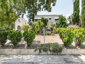 519 N Alexandria, Los Angeles CA 90004