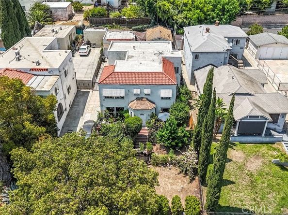 519 N Alexandria, Los Angeles CA 90004