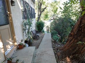 6845 Alta Loma Terrace, Los Angeles CA 90068