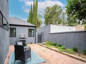 2925 W Oak, Burbank CA 91505