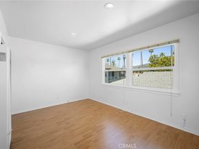656 W Glenoaks Boulevard, Glendale CA 91202
