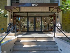949 N Kings 215, West Hollywood CA 90069