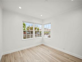 620 E Elmwood Avenue, Burbank CA 91501