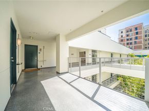 630 W 6th 616, Los Angeles CA 90017
