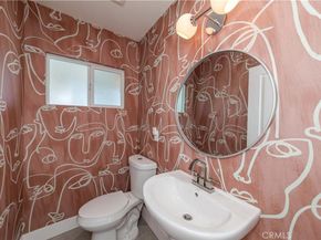 7426 Leescott Avenue, Lake Balboa CA 91406