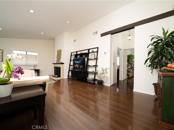1004 W Duarte Road 6, Arcadia CA 91007