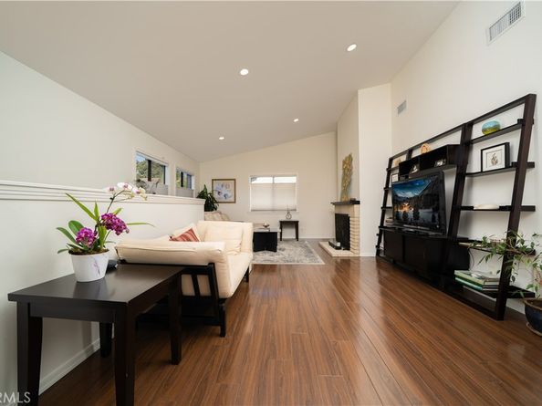 1004 W Duarte Road 6, Arcadia CA 91007