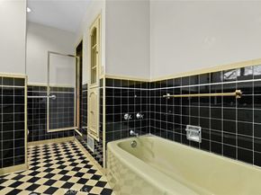1127 W Foothill Boulevard, Arcadia CA 91006