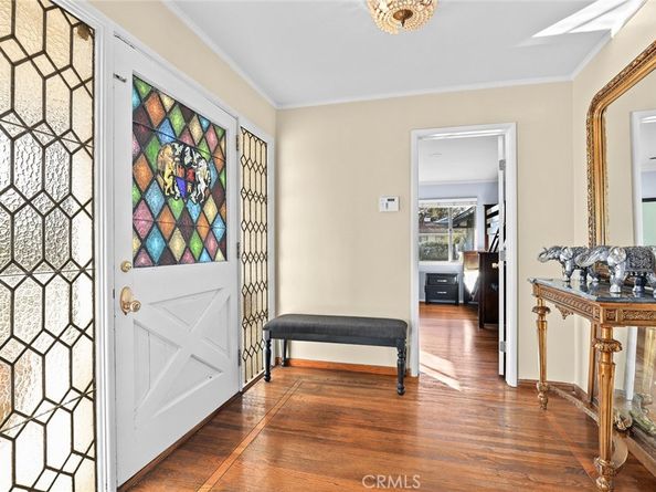 1127 W Foothill Boulevard, Arcadia CA 91006