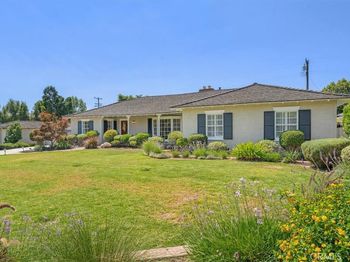 942 Volante Drive