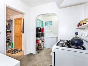 1062 Worcester Avenue, Pasadena CA 91104