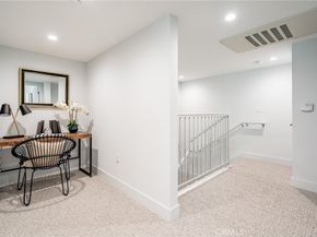 137 S Wilson Avenue 105, Pasadena CA 91106