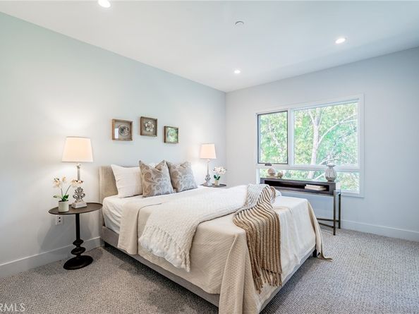 137 S Wilson Avenue 105, Pasadena CA 91106