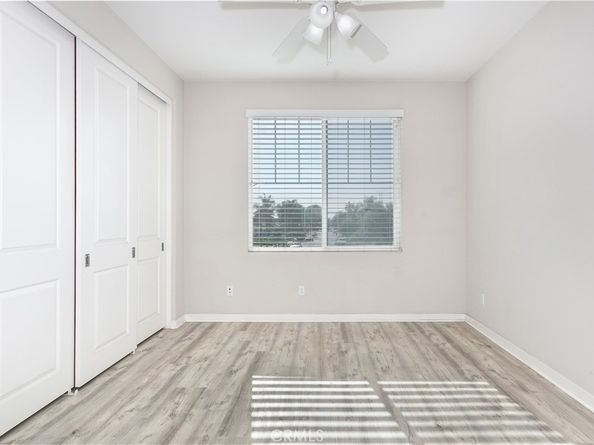 717 S Azusa Avenue F, Azusa CA 91702