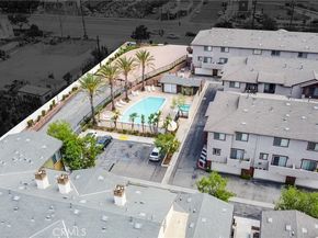 717 S Azusa Avenue F, Azusa CA 91702