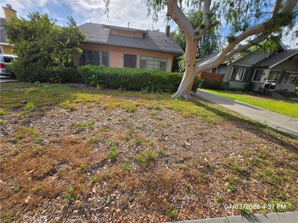 871 S Los Robles Avenue, Pasadena CA 91106