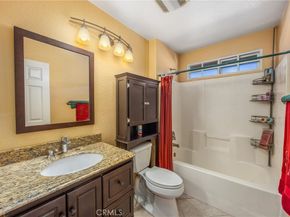 2821 Parksquare, Pomona CA 91767