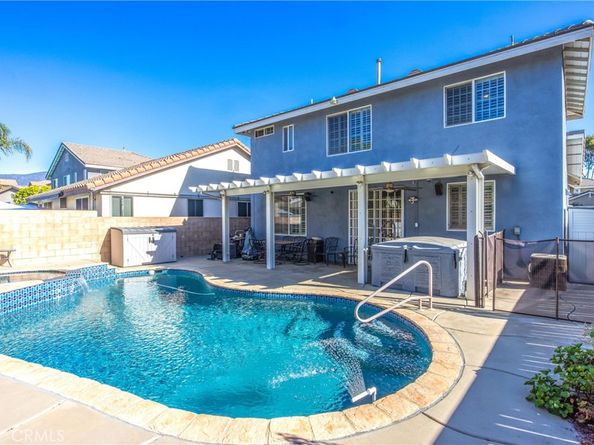 2821 Parksquare, Pomona CA 91767