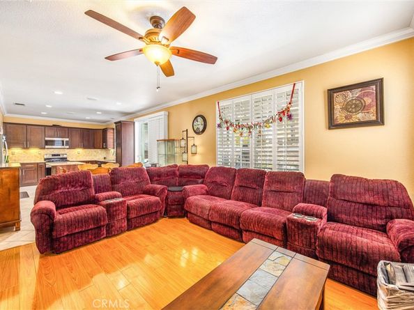 2821 Parksquare, Pomona CA 91767