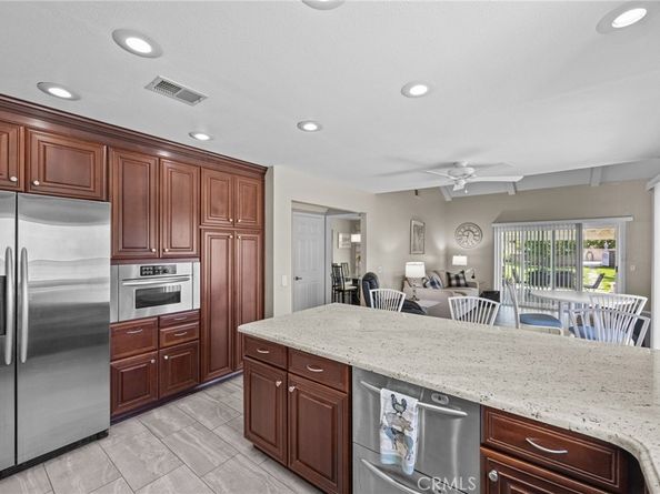 6055 Amethyst Avenue, Rancho Cucamonga CA 91737