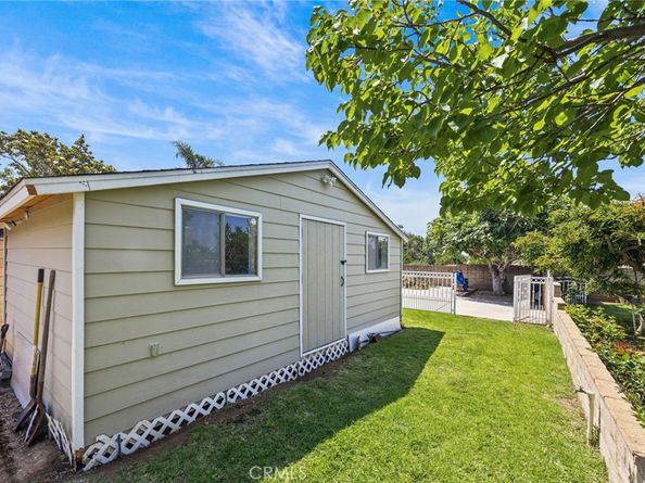 6055 Amethyst Avenue, Rancho Cucamonga CA 91737