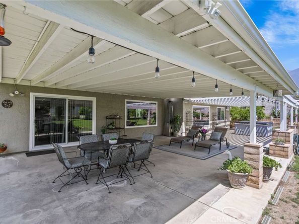 6055 Amethyst Avenue, Rancho Cucamonga CA 91737