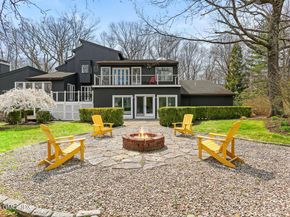 14 White Oak Lane, Weston CT 06883