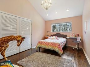 14 White Oak Lane, Weston CT 06883