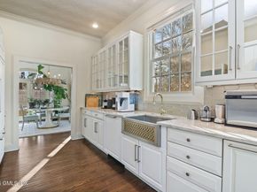 48 Spring Street 14, Greenwich CT 06830