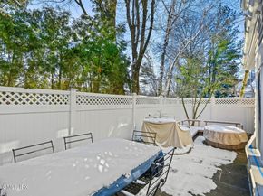 48 Spring Street 14, Greenwich CT 06830