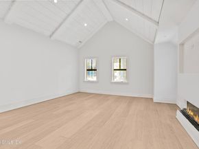 112 Sheephill Road, Riverside CT 06878