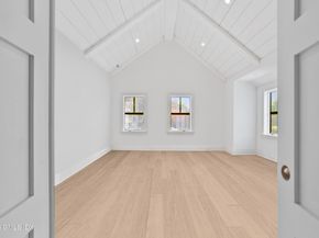 112 Sheephill Road, Riverside CT 06878