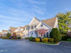 105 Hamilton Avenue 9, Greenwich CT 06830