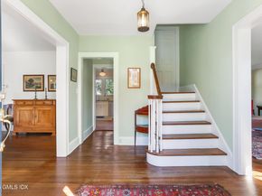 38 Van Rensselaer Avenue, Stamford CT 06902