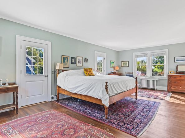 38 Van Rensselaer Avenue, Stamford CT 06902