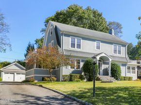 38 Van Rensselaer Avenue, Stamford CT 06902