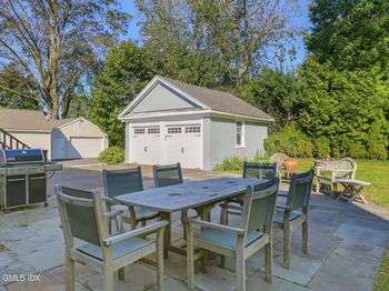 38 Van Rensselaer Avenue