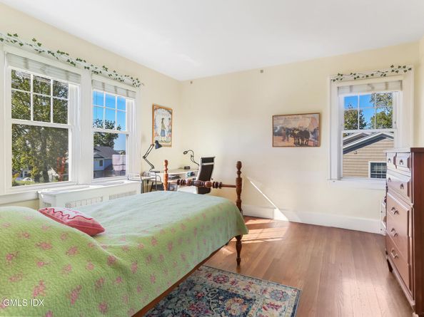 38 Van Rensselaer Avenue, Stamford CT 06902
