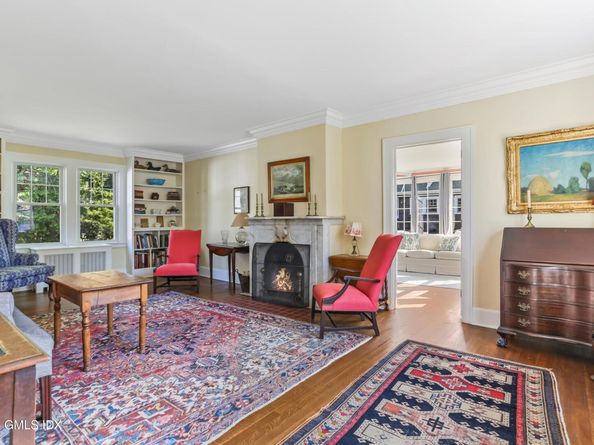 38 Van Rensselaer Avenue, Stamford CT 06902