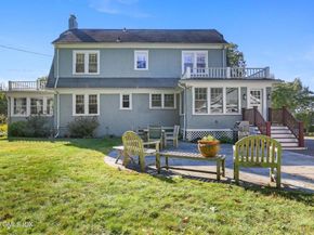 38 Van Rensselaer Avenue, Stamford CT 06902