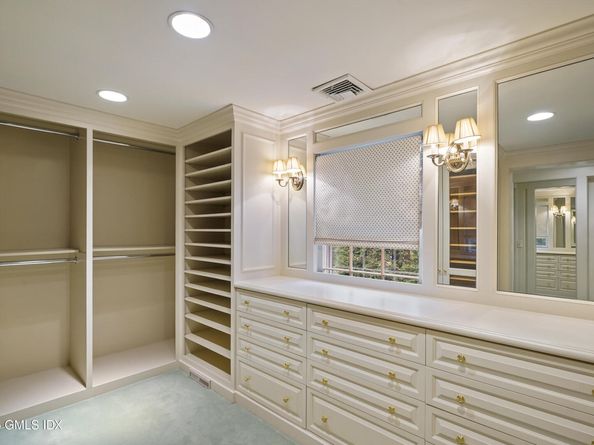 583 Lake Avenue, Greenwich CT 06830