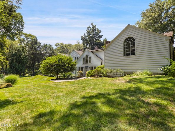 583 Lake Avenue, Greenwich CT 06830