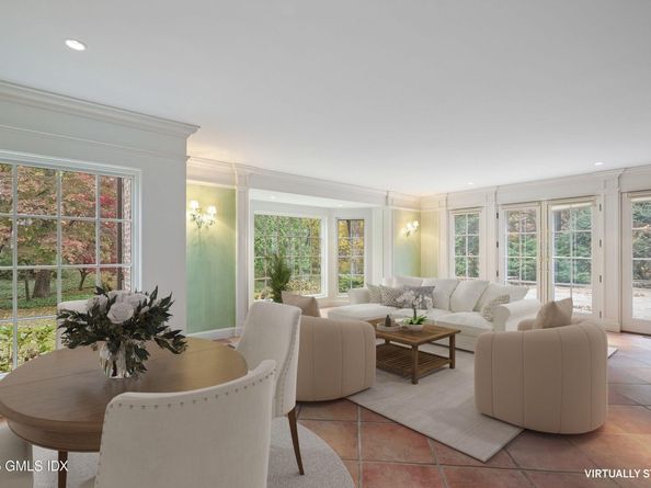 583 Lake Avenue, Greenwich CT 06830