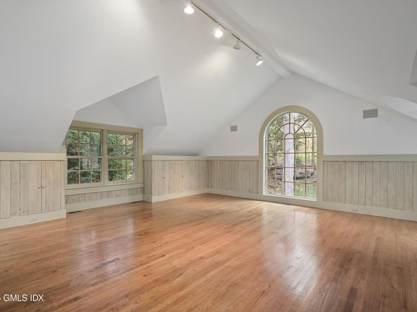 583 Lake Avenue, Greenwich CT 06830