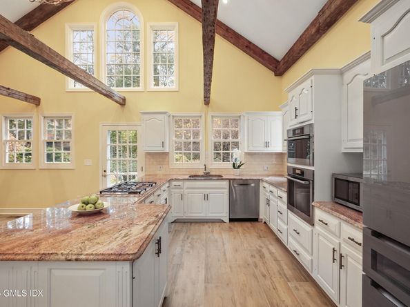 583 Lake Avenue, Greenwich CT 06830